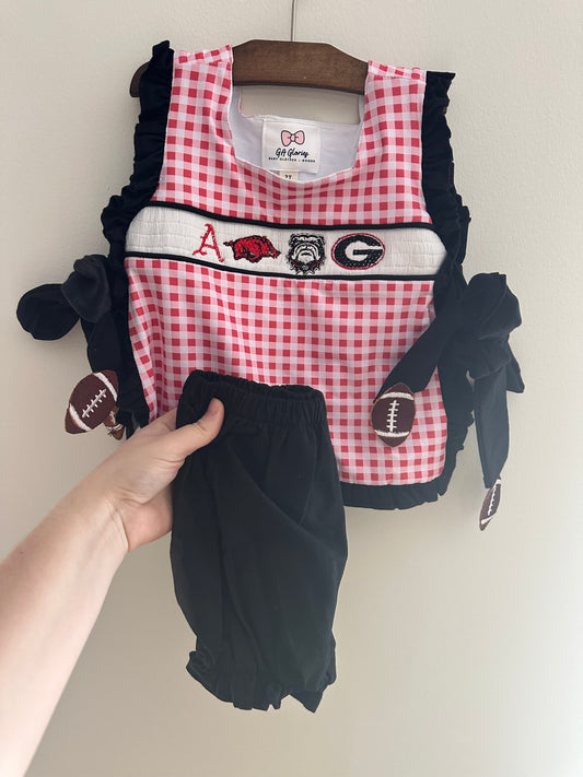 Girls Razorback/Dawg Fan Apron Diaper Set